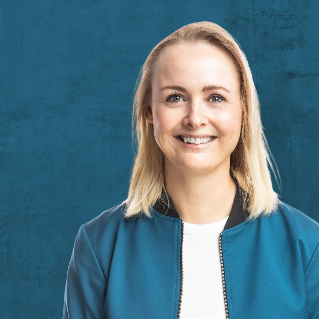 Ein Bild von Bettina, einem Teil des Teams der ERFOLGSVISIONÄRE in Dresden.